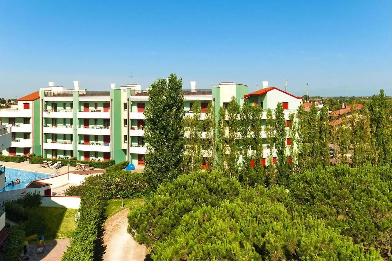 Apartment In Caorle With Heating